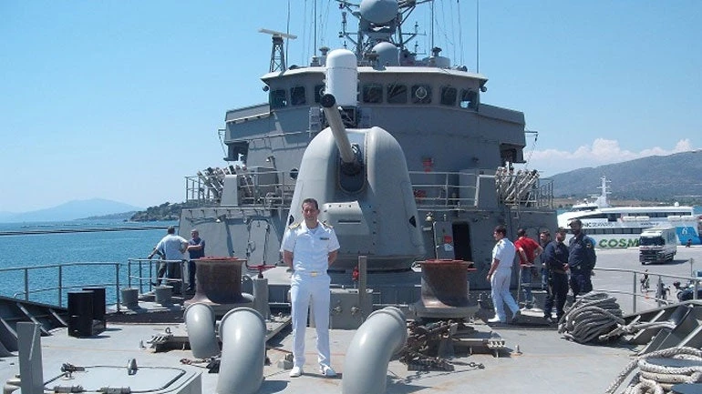 Ανοιχτά για το κοινό πολεμικά πλοία στον Πειραιά εν όψει της 25ης Μαρτίου